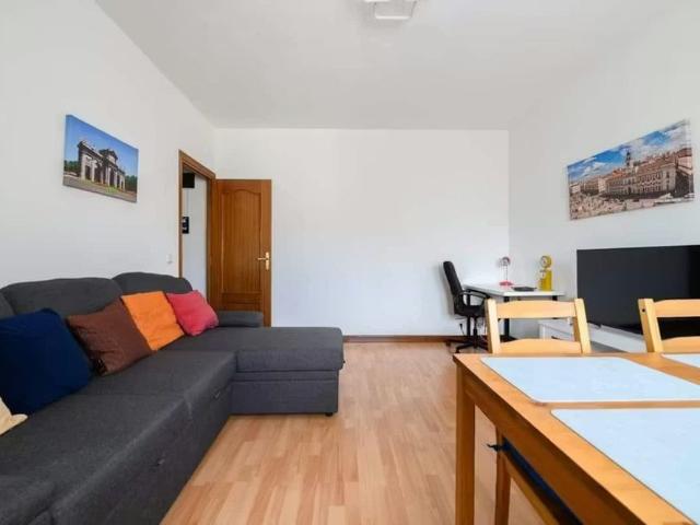 Calle de Juan Bautista de Toledo, Madrid, Community of Madrid 28002