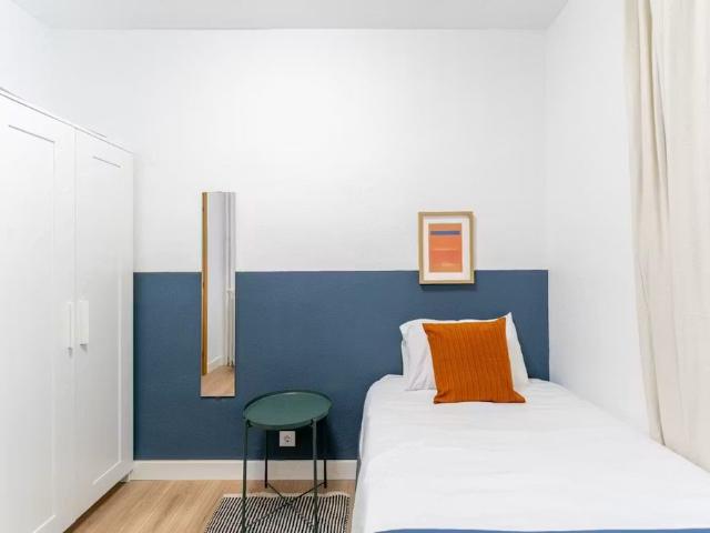 Calle de la Arquitectura, Madrid, Community of Madrid 28005