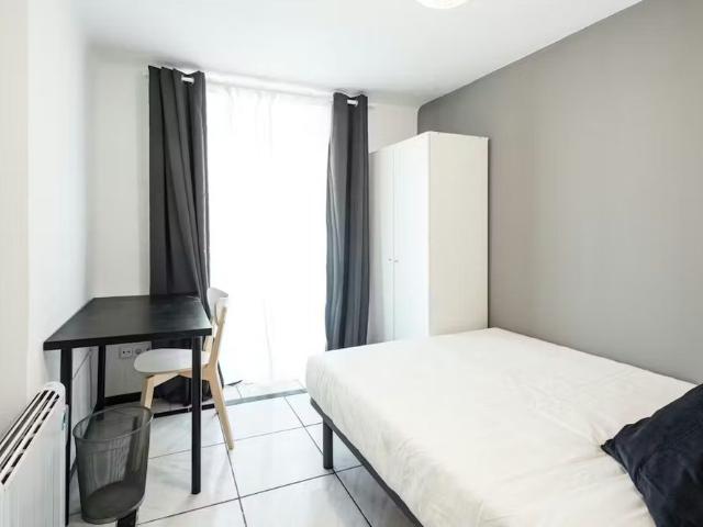 Calle de la Colegiata, Madrid, Community of Madrid 28012