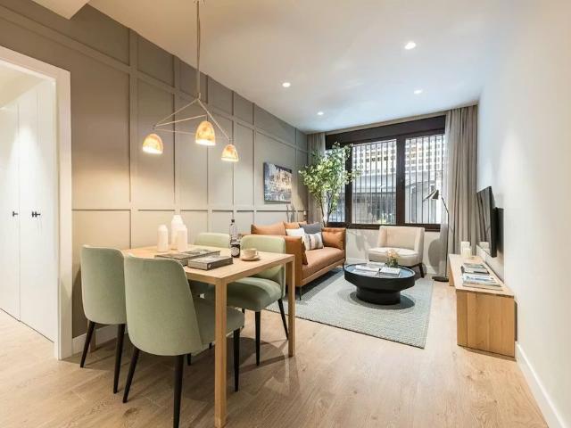 Calle de la Farmacia, Madrid, Community of Madrid 28004