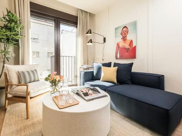 Calle de la Farmacia, Madrid, Community of Madrid 28004