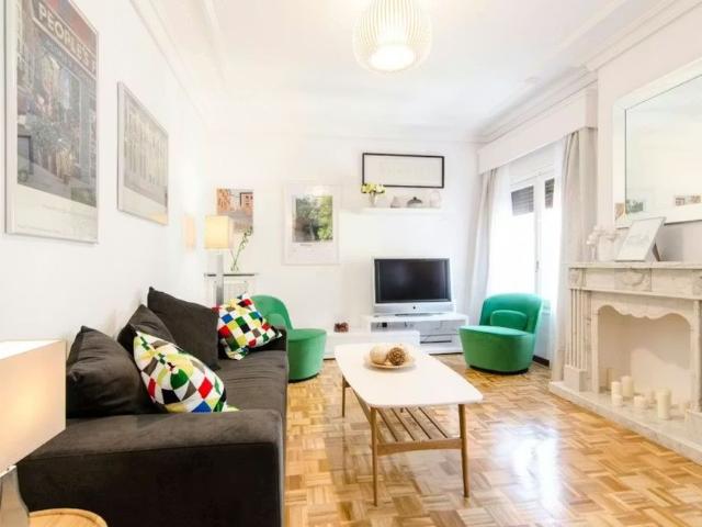 Calle de las Huertas, Madrid, Community of Madrid 28014