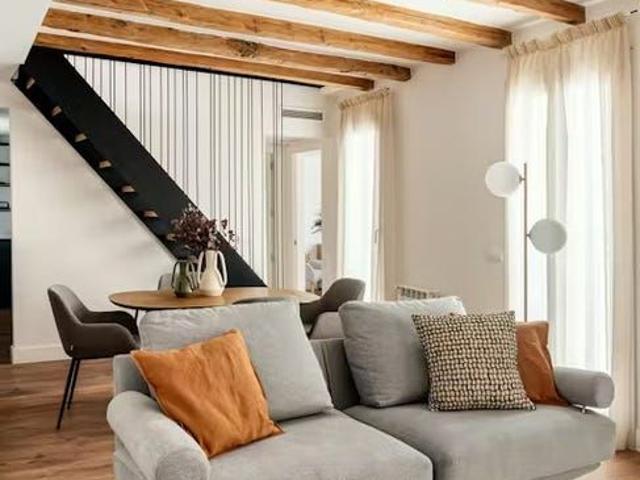 Calle de las Infantas, Madrid, Community of Madrid 28004