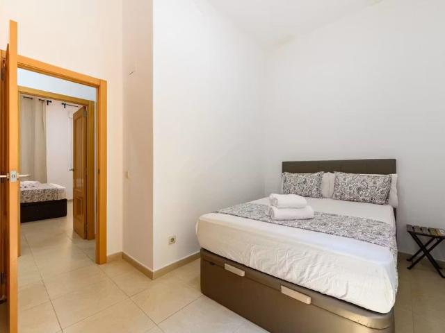 Calle de las Infantas, Madrid, Community of Madrid 28004