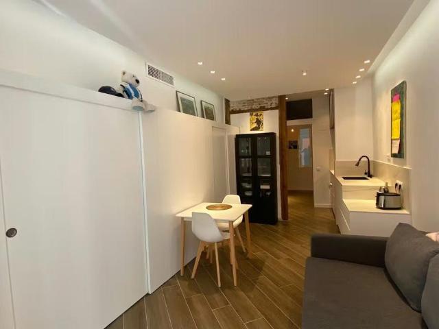 Calle de Leganitos, Madrid, Community of Madrid 28013