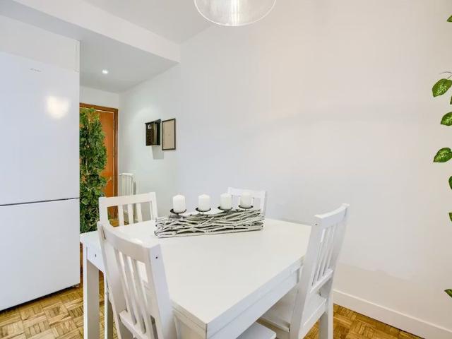 Calle de Lope de Rueda, Madrid, Community of Madrid 28009