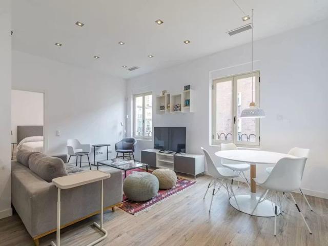 Calle de Lope de Rueda, Madrid, Community of Madrid 28009