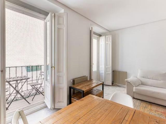 Calle de los Mancebos, Madrid, Community of Madrid 28005