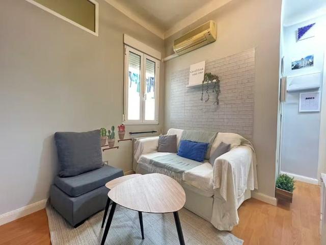 Calle de Maudes, Madrid, Community of Madrid 28003