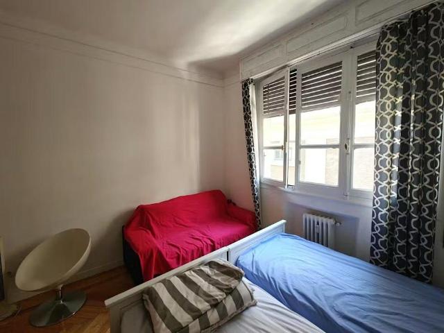 Calle de Miguel Moya, Madrid, Community of Madrid 28004