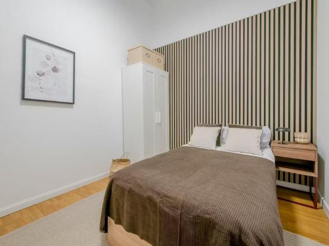 Calle de Nez de Balboa, Madrid, Community of Madrid 28001