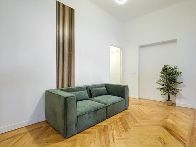 Calle de Nez de Balboa, Madrid, Community of Madrid 28001