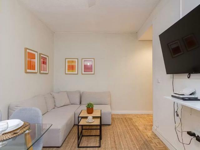 Calle de Orense, Madrid, Community of Madrid 28020
