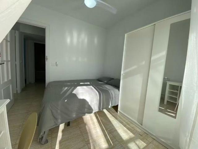 Calle de Orio, Madrid, Community of Madrid 28041