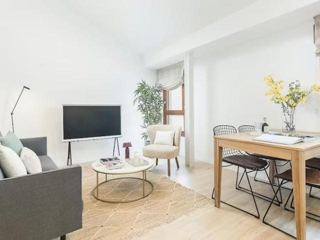 Calle de Palafox, Madrid, Community of Madrid 28010