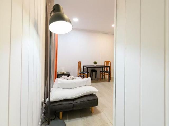 Calle de Pelayo, Madrid, Community of Madrid 28004