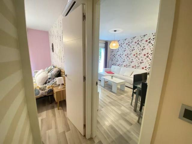 Calle de Povedilla, Madrid, Community of Madrid 28009