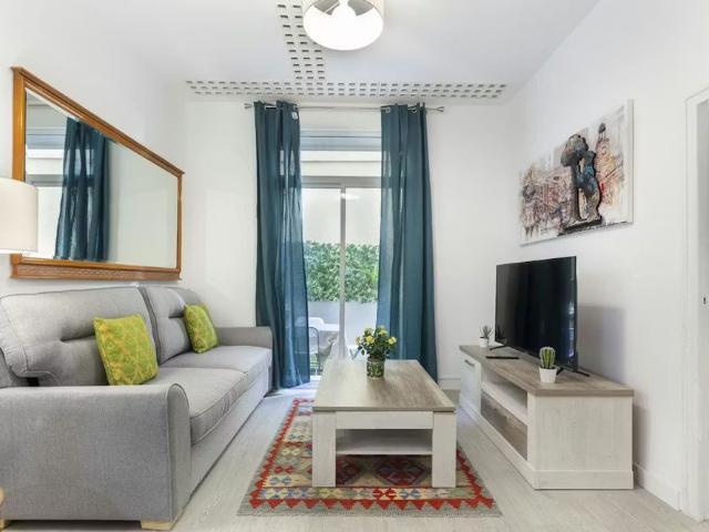 Calle de Santa Ana, Madrid, Community of Madrid 28005