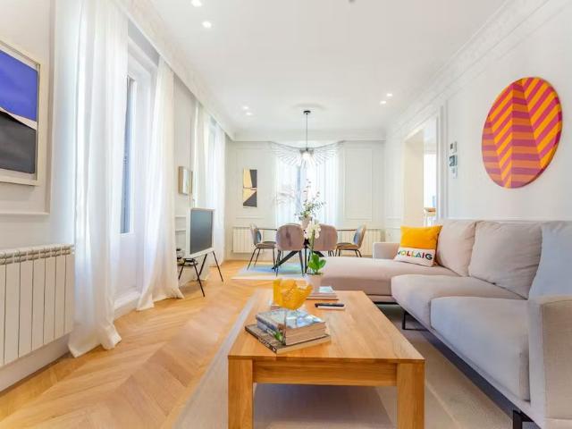 Calle de Santa Feliciana, Madrid, Community of Madrid 28010