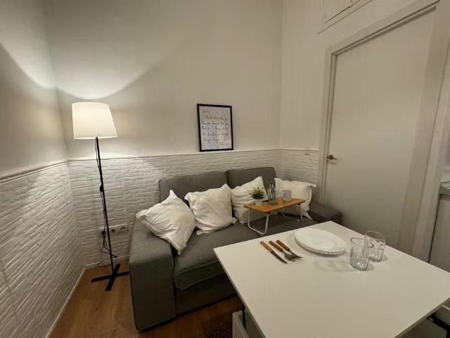 Calle de San Dimas, Madrid, Community of Madrid 28015