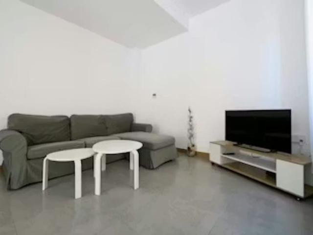 Calle de San Vicente Ferrer, Madrid, Community of Madrid 28004