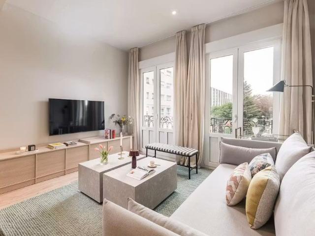 Calle del Coronel Blanco, Madrid, Community of Madrid 28028