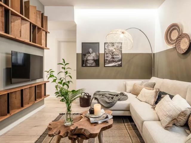 Calle del Cardenal Cisneros, Madrid, Community of Madrid 28010