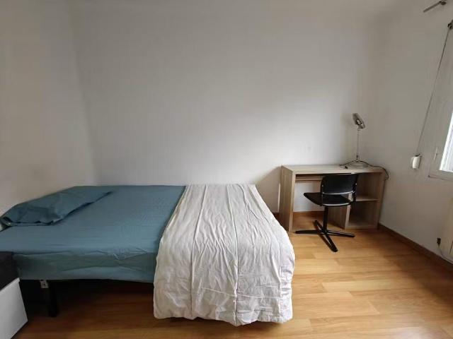 Calle del Arroyo del Olivar, Madrid, Community of Madrid 28053