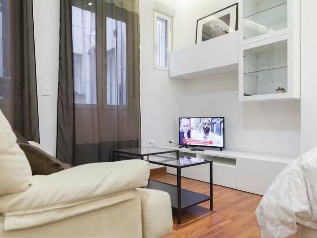 Calle del Divino Pastor, Madrid, Community of Madrid 28004