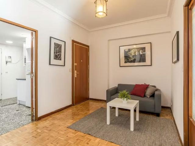 Calle del Poeta Joan Maragall, Madrid, Community of Madrid 28020