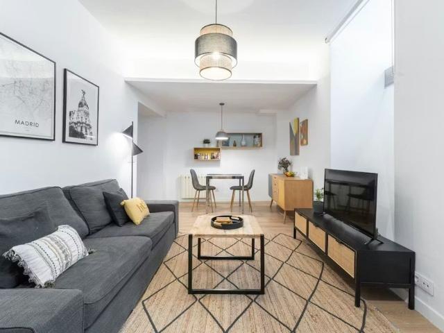 Calle del Reloj, Madrid, Community of Madrid 28013