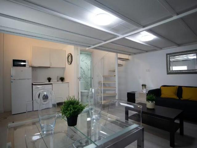 Calle del Talco, Madrid, Community of Madrid 28021