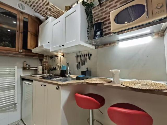 Calle del Tesoro, Madrid, Community of Madrid 28004