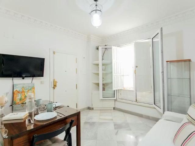 Calle Espronceda, Sevilla, Andalusia 41004