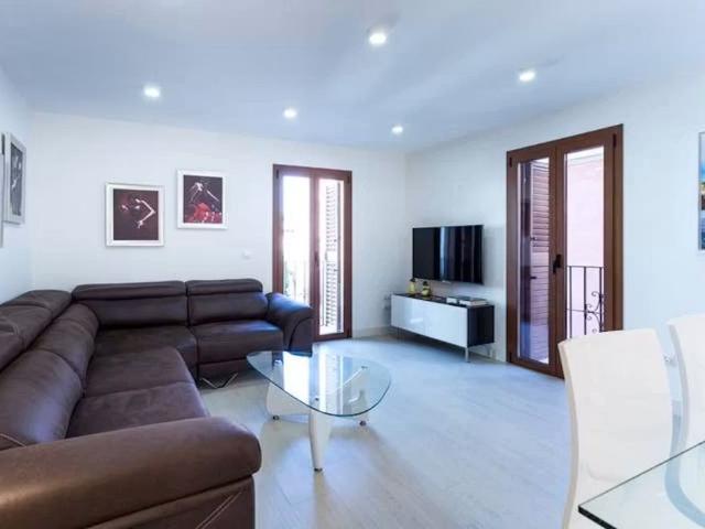 Calle Fabiola, Sevilla, Andalusia 41004