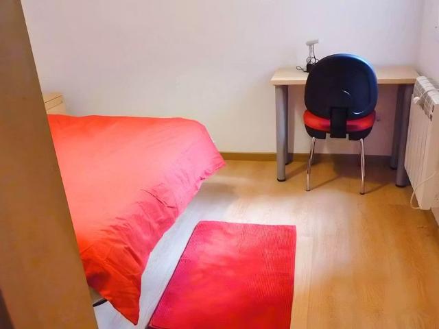 Calle Hortensia, Getafe, Community of Madrid 28903