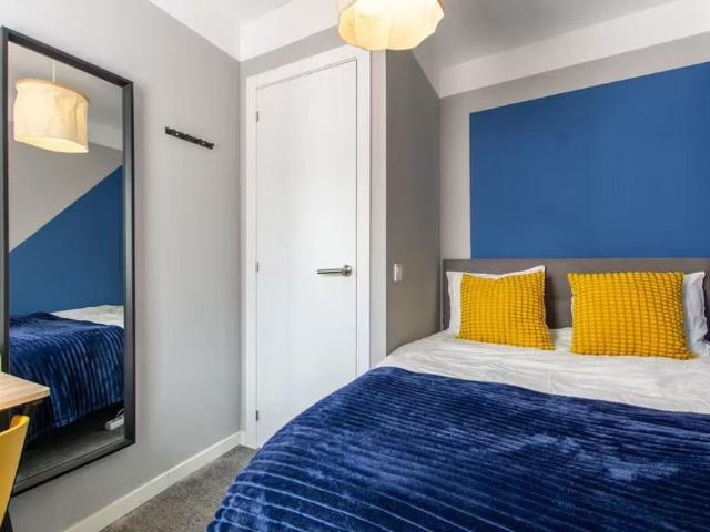 Calle Inmaculada, Getafe, Community of Madrid 28909