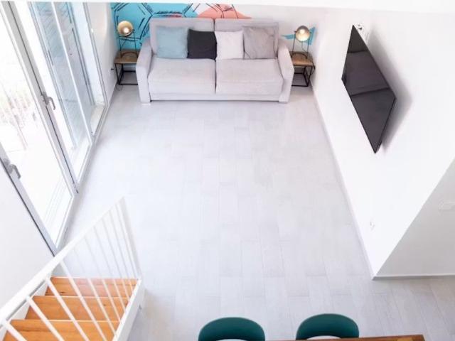 Calle Mariano Cuber, Valencia, Valencian Community 46011
