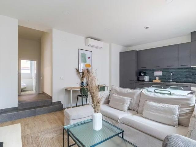 Calle Pinos Alta, Madrid, Community of Madrid 28029