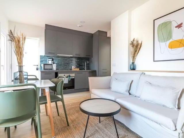 Calle Pinos Alta, Madrid, Community of Madrid 28029