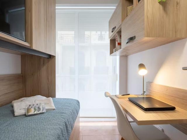 Calle Ribera, Valencia, Valencian Community 46002