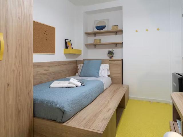 Calle Ribera, Valencia, Valencian Community 46002