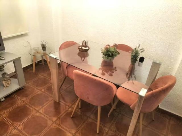 Calle Santos Justo y Pastor, Valencia, Valencian Community 46022