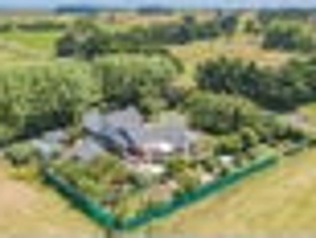 Calling all buyers dreaming of self sufficiency!