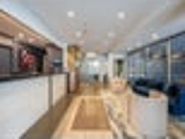 Fantastic Newmarket investment with an upside!