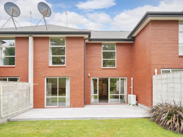 Calling 2027 Students 15 Athol Terrace, Upper Riccarton