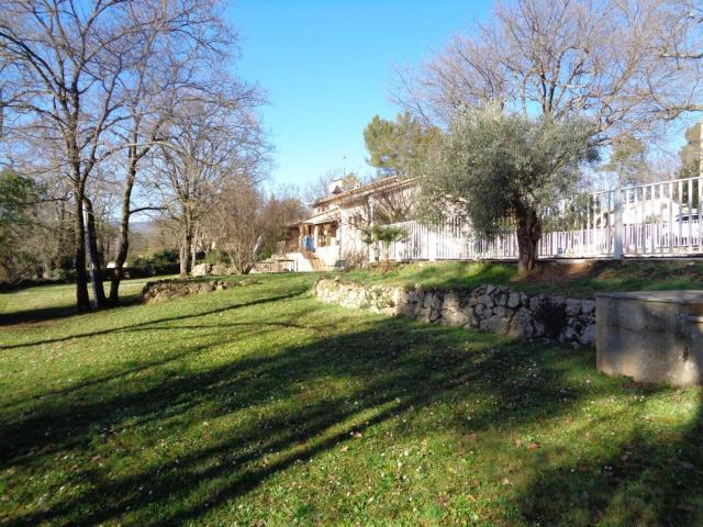 CALLIAN, Maison 195 m², 5 Chambres, Terrain, Piscine