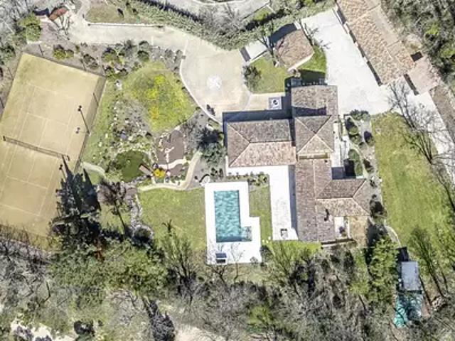 Callian 83440 Achat / Vente maison 11 pièces t11 piscine terrasse