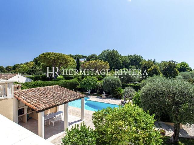 Calme Domaine fermé Piscine Jardin 188m² Villefranche sur Mer