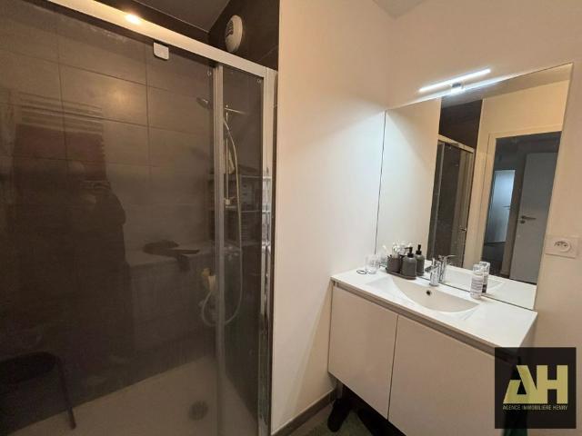 CAPUCINS APPARTEMENT T3 NEUF BALCON ASCENSEUR